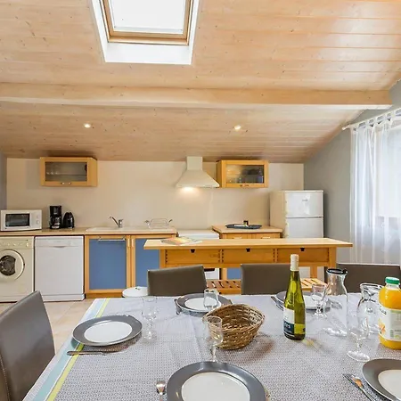 Holiday home Ancien Batiment De Ferme Renove Entre Nantes Et Pornic Avec Jardin Et Activites - Fr-1-306-1028