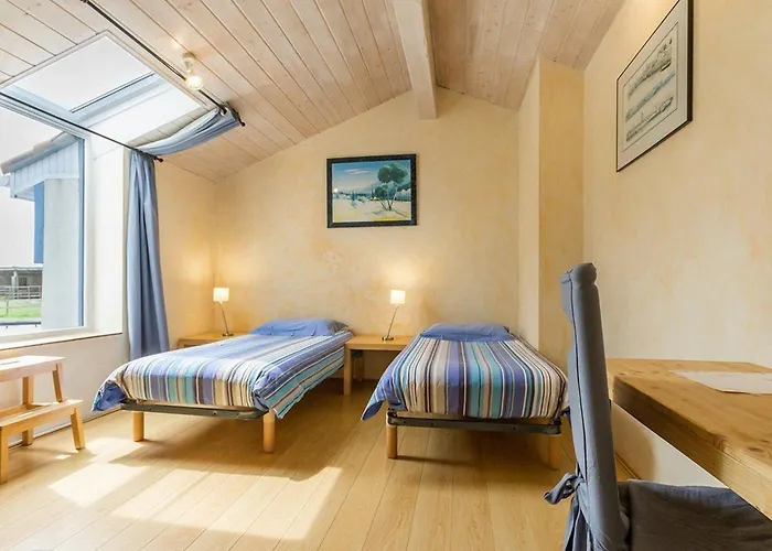 Ancien Batiment De Ferme Renove Entre Nantes Et Pornic Avec Jardin Et Activites - Fr-1-306-1028 *